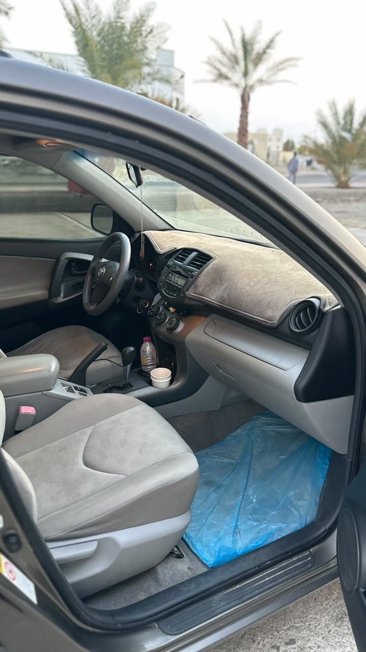 Car Image 2009 TOYOTA RAV4 Basic