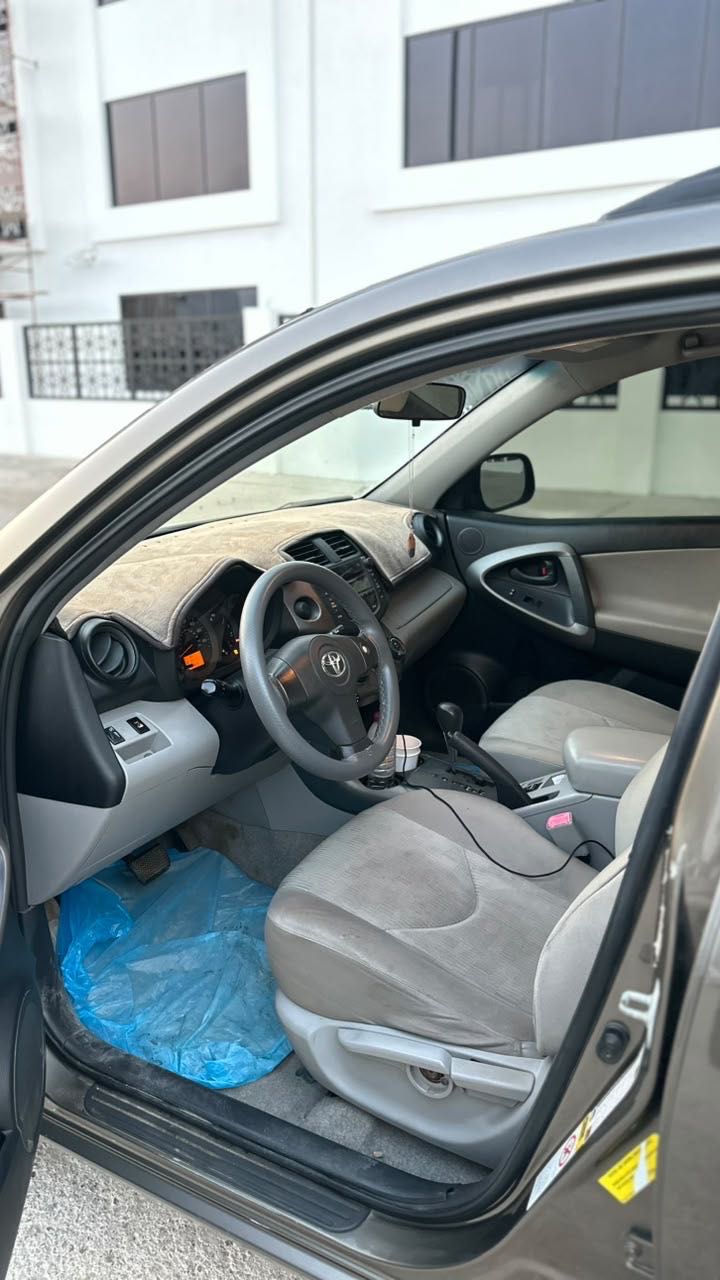 Car Image 2009 TOYOTA RAV4 Basic