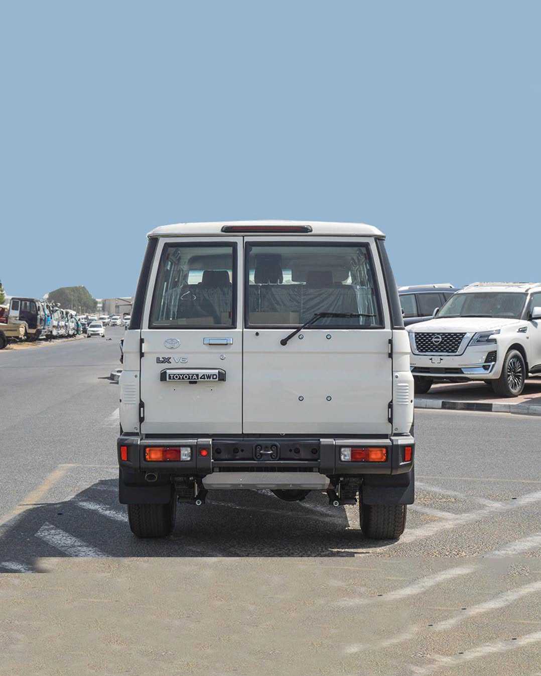 Car Image 2025 TOYOTA LAND CRUISER GX.R