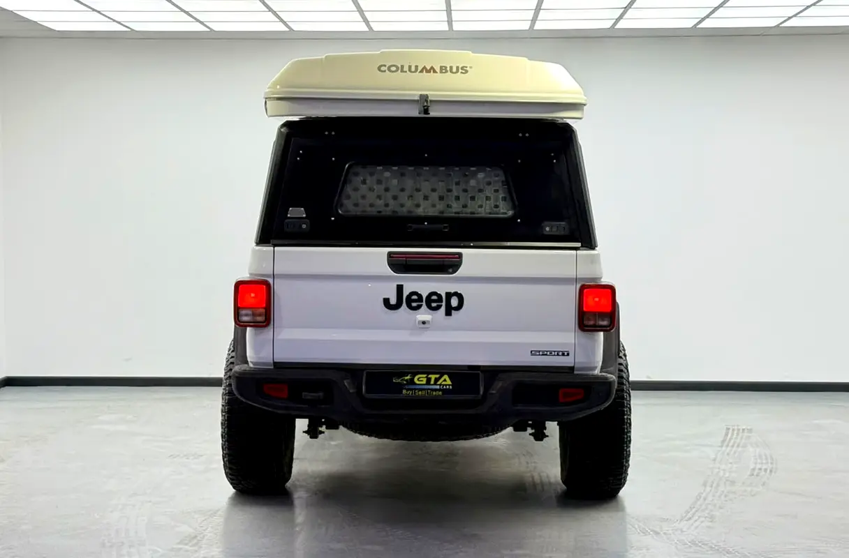 Car Image 2021 JEEP GLADIATOR Sport