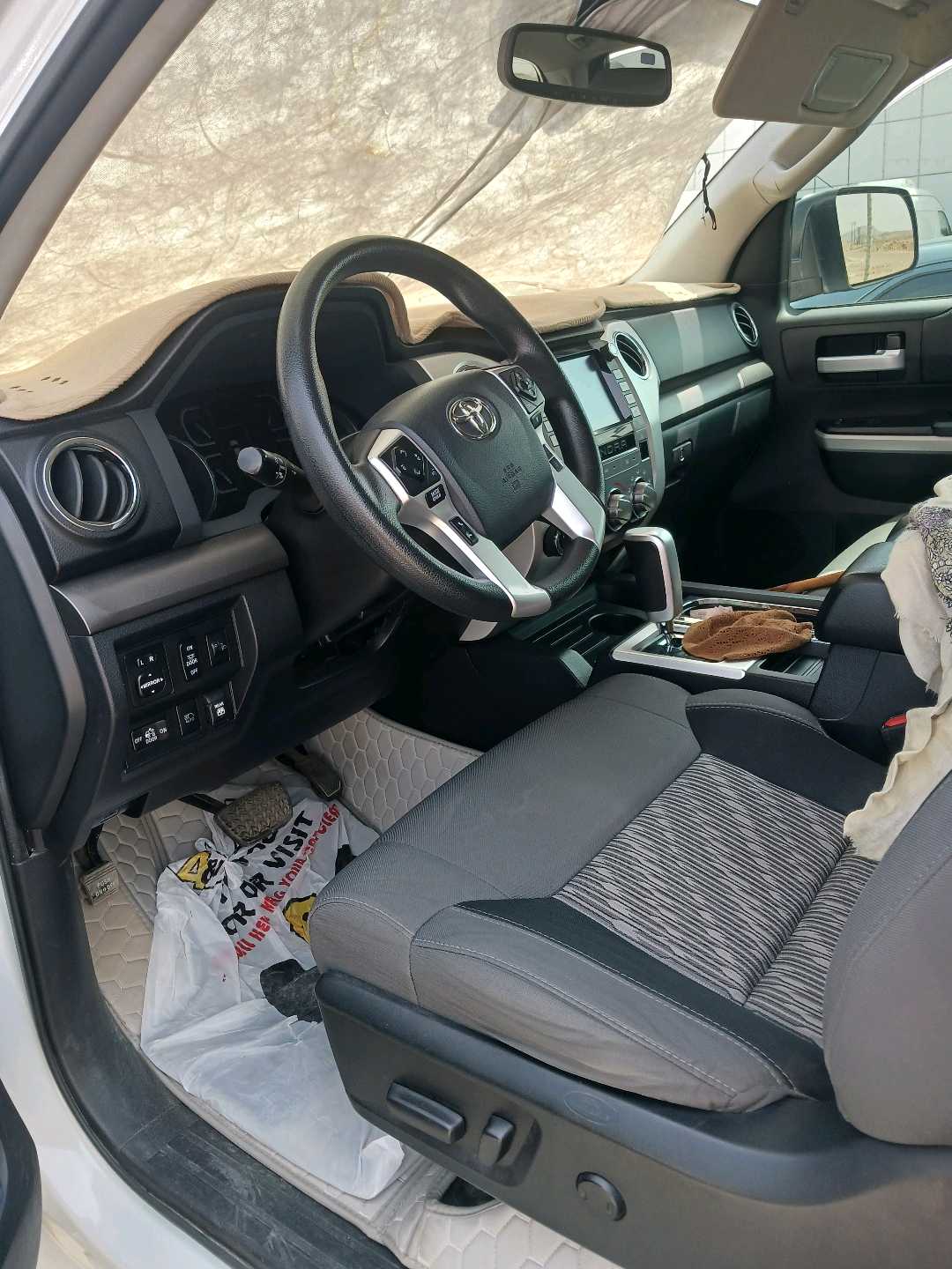 Car Image 2020 TOYOTA TUNDRA SR5