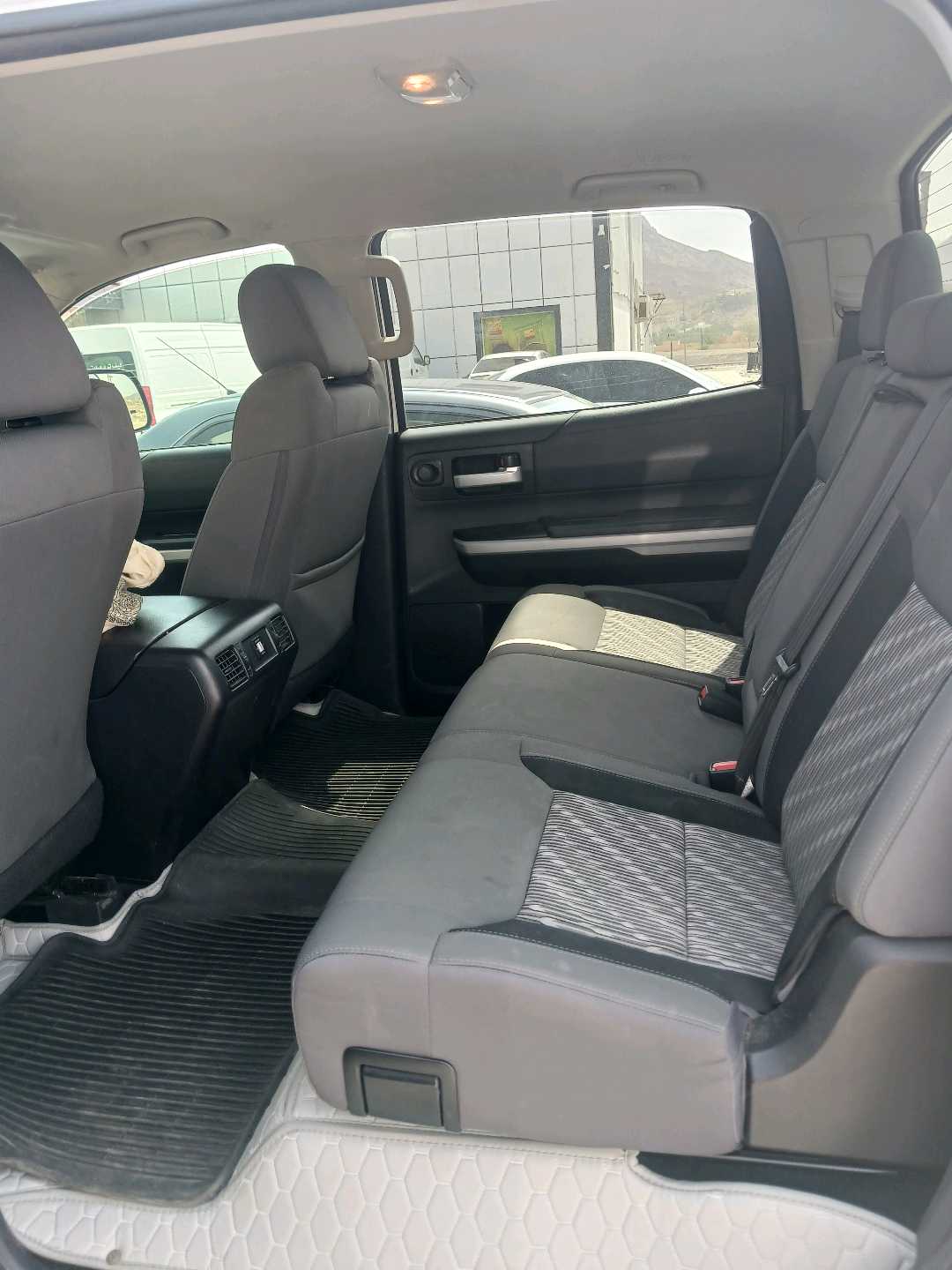 Car Image 2020 TOYOTA TUNDRA SR5