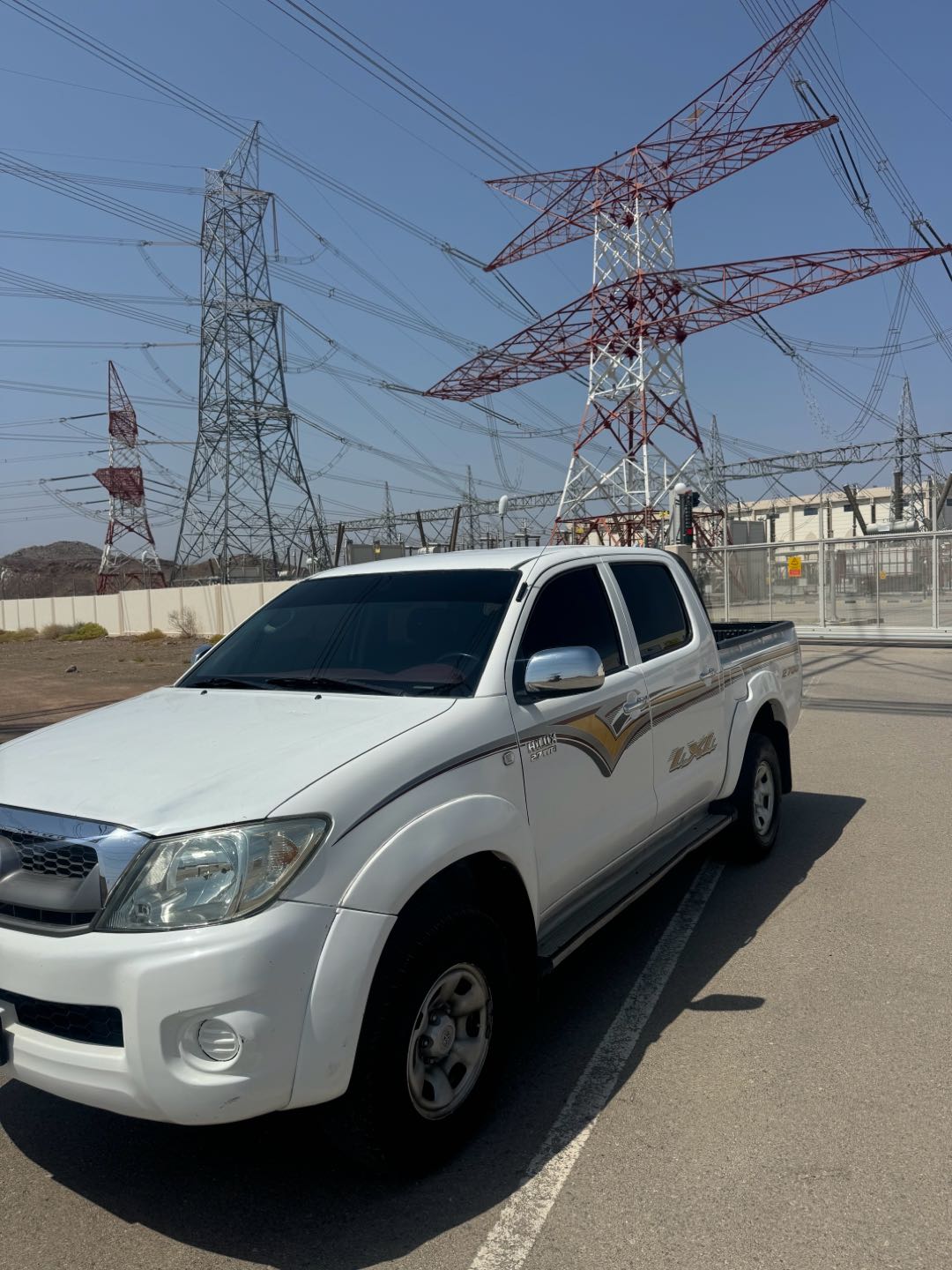Car Image 2010 TOYOTA HILUX 2.7