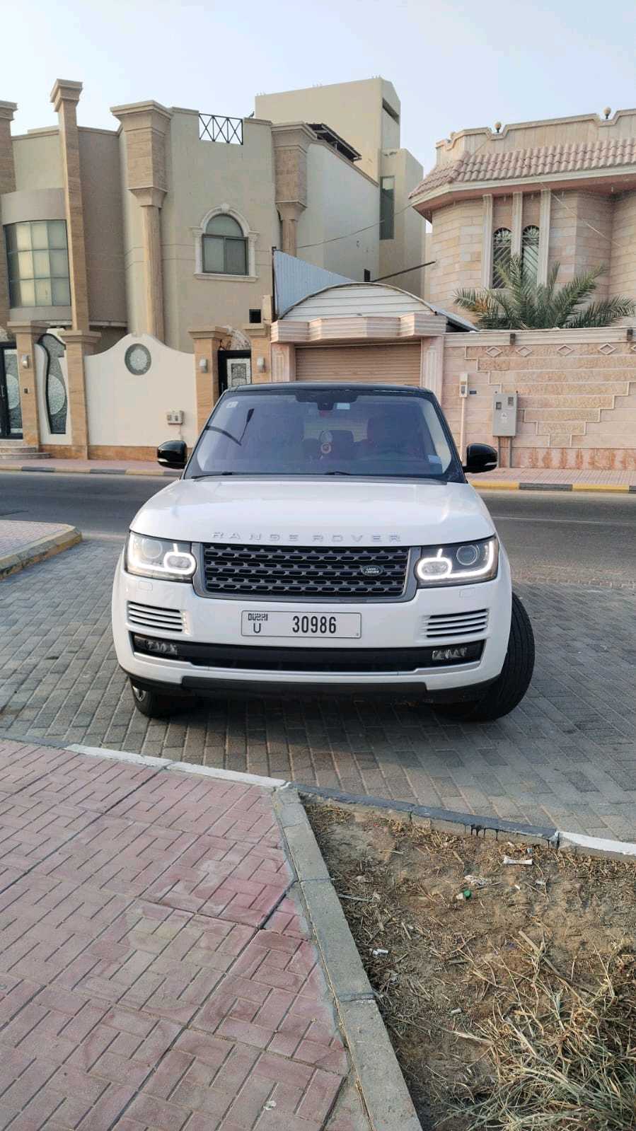 Car Image 2015 LAND ROVER VOGUE HSE