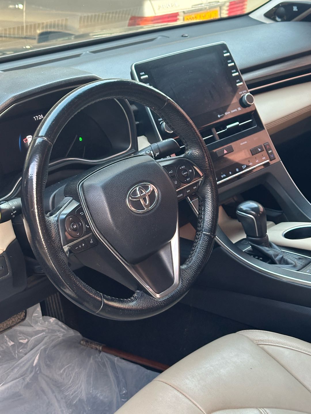 Car Image 2020 TOYOTA AVALON XSE