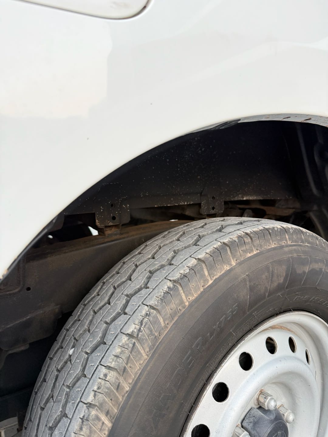 Car Image 2012 TOYOTA HILUX DLX