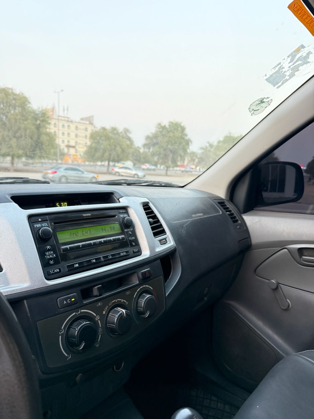 Car Image 2012 TOYOTA HILUX DLX