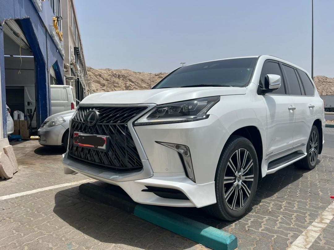 Car Image 2019 LEXUS LX F SPORT