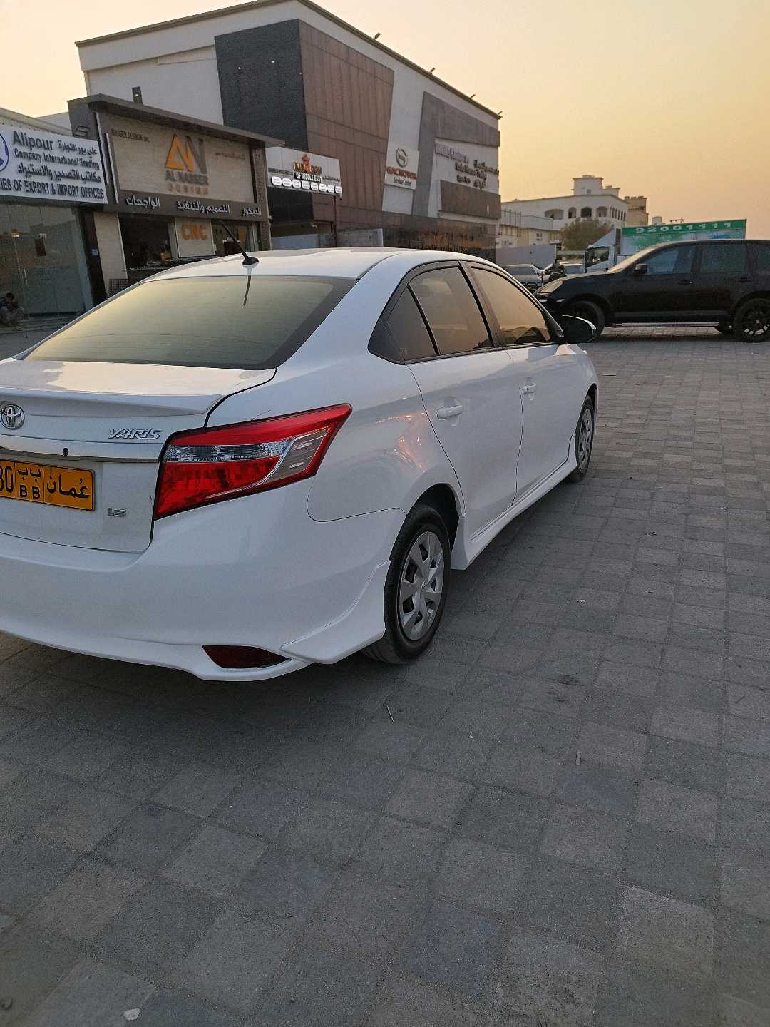 Car Image 2014 TOYOTA YARIS S