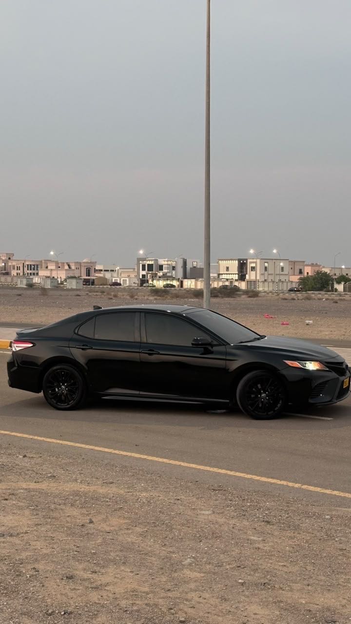 Car Image 2020 TOYOTA CAMRY SE