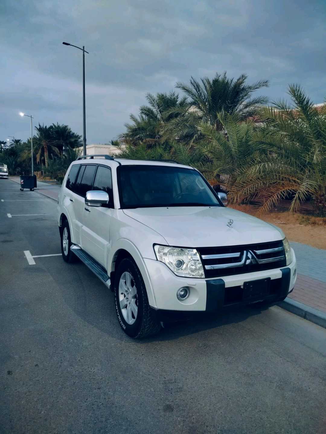 Car Image 2008 MITSUBISHI PAJERO GLS