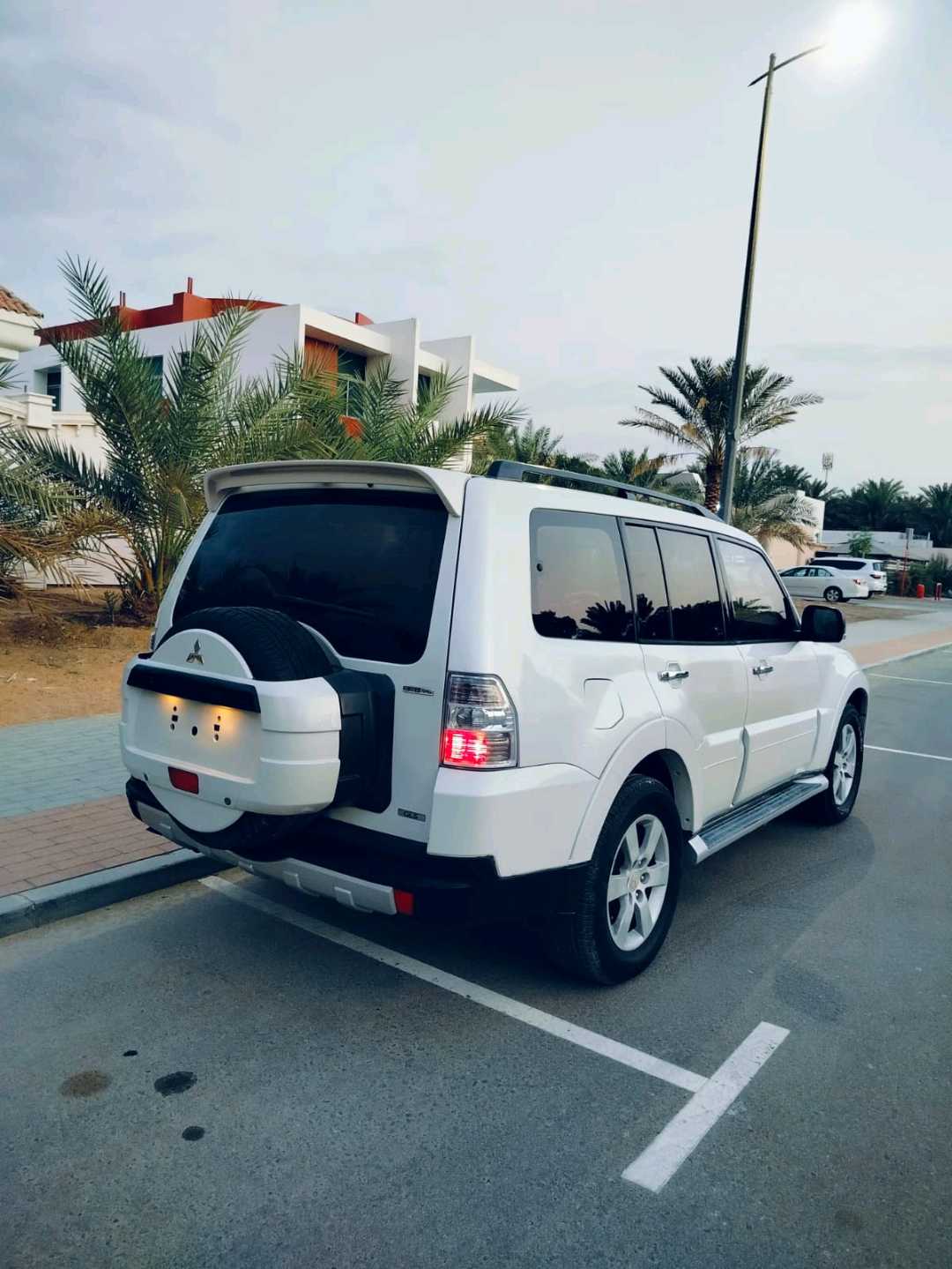 Car Image 2008 MITSUBISHI PAJERO GLS