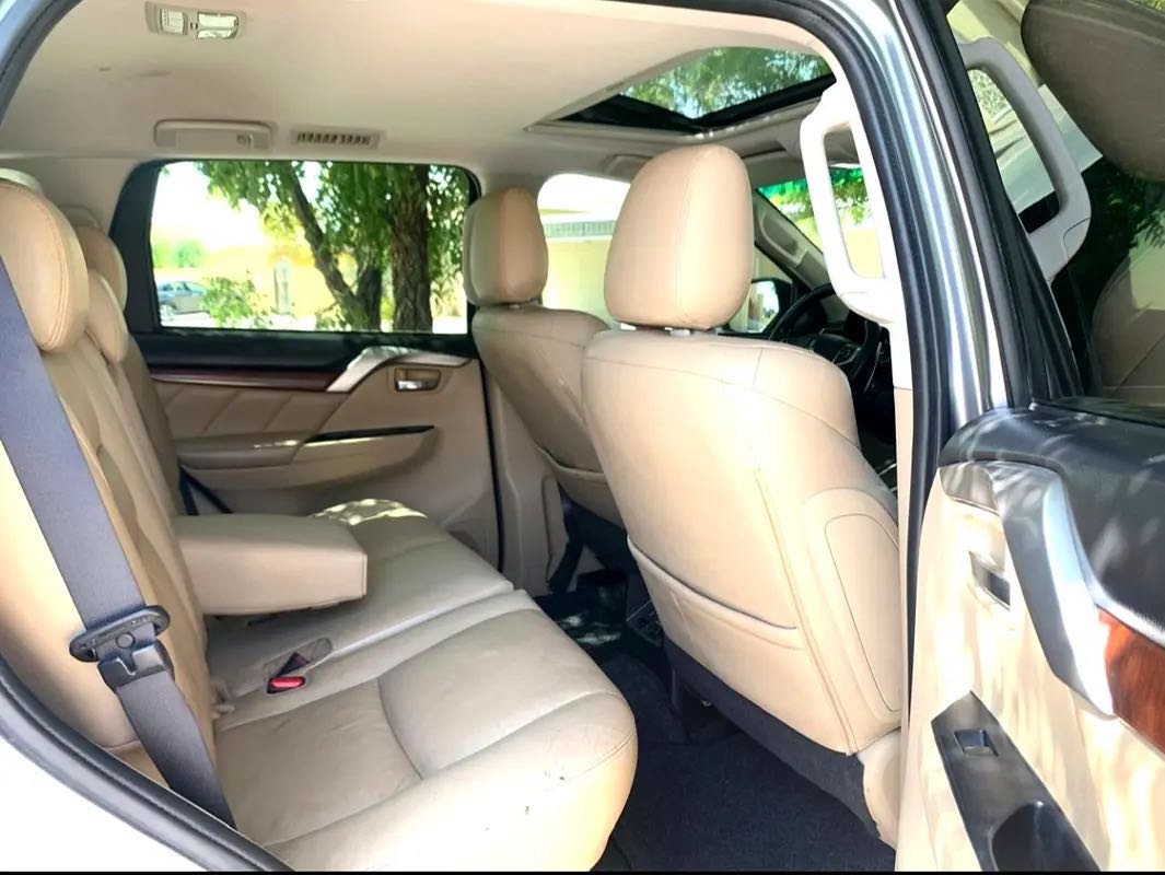 Car Image 2019 MITSUBISHI MONTERO 