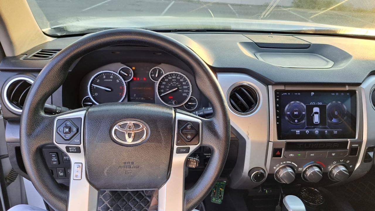 Car Image 2017 TOYOTA TUNDRA TRD
