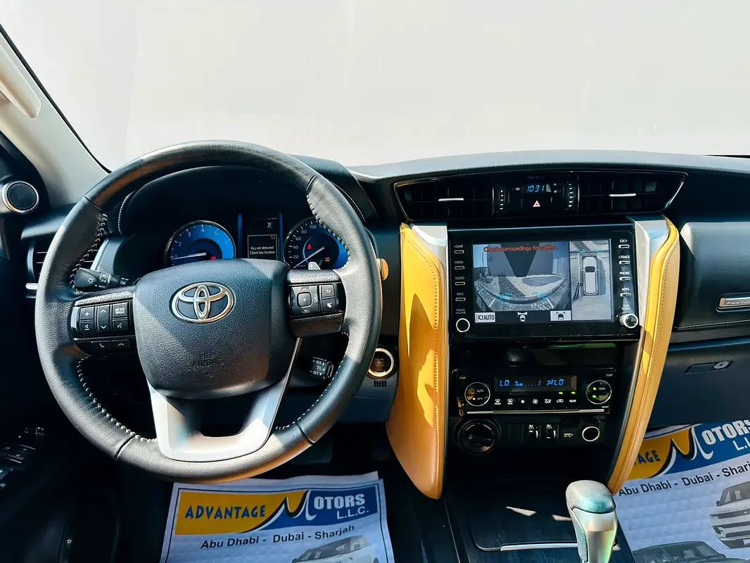Car Image 2024 TOYOTA FORTUNER VXR
