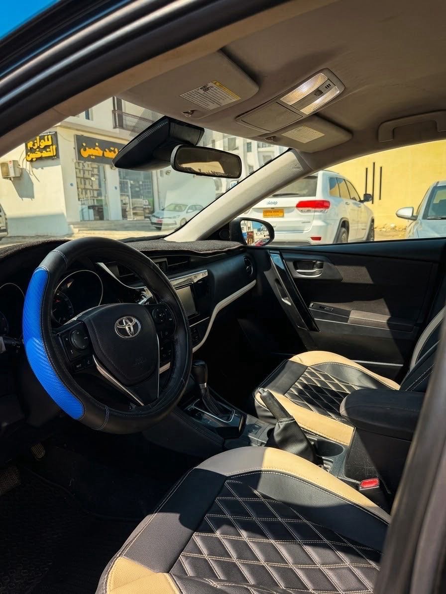 TOYOTA COROLLA 2018
