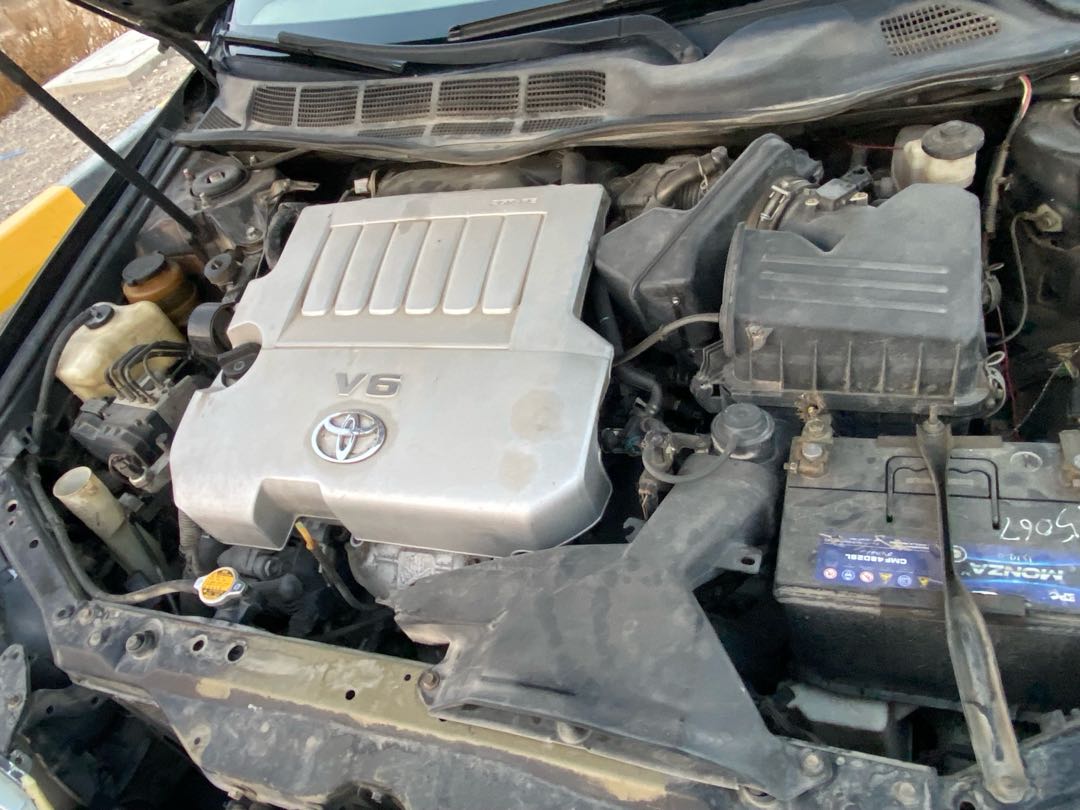 Car Image 2010 TOYOTA AVALON XLS