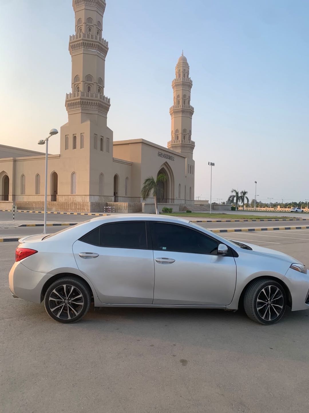 Car Image 2017 TOYOTA COROLLA SE Plus