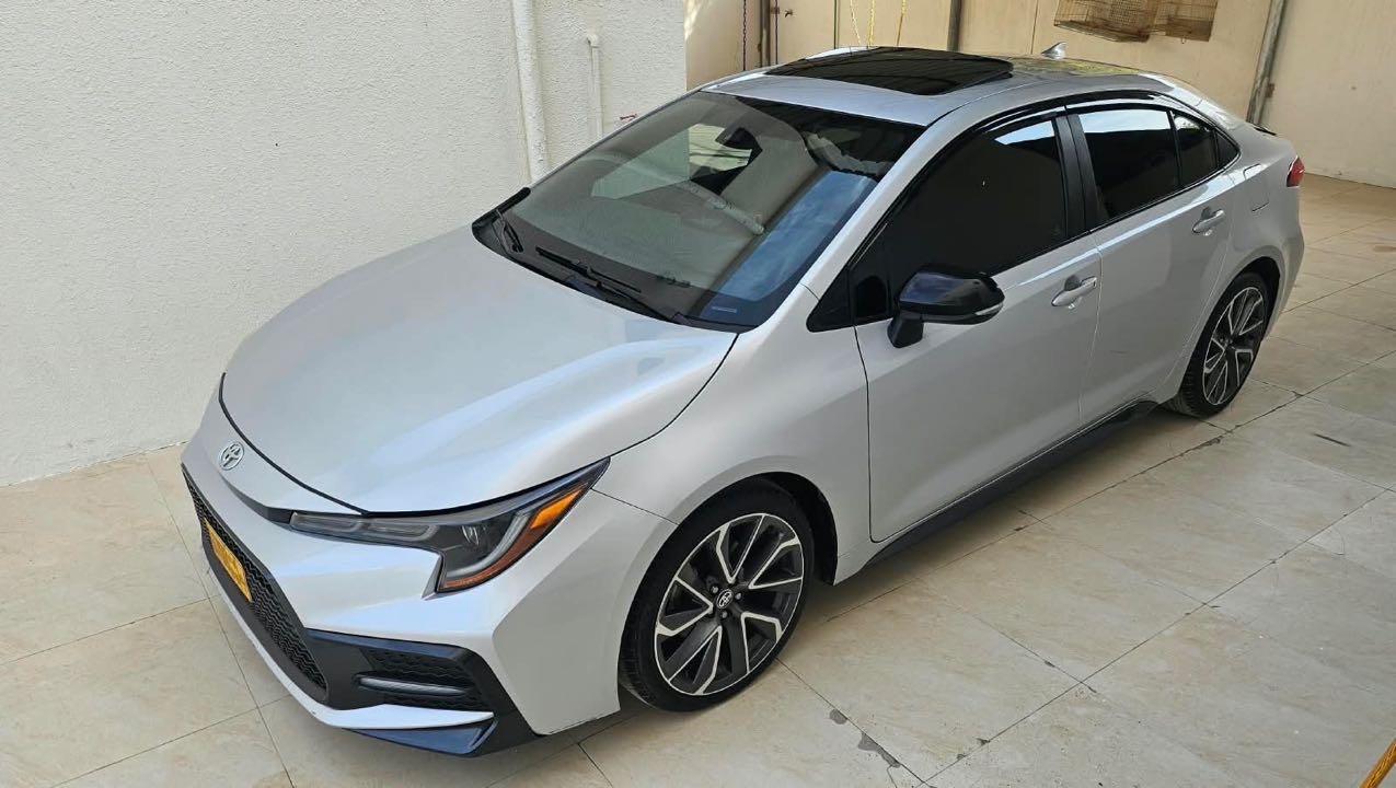 Car Image 2021 TOYOTA COROLLA XSE