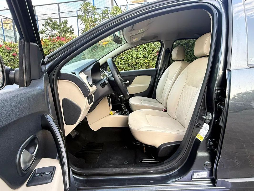Car Image 2020 RENAULT SYMBOL Stepway