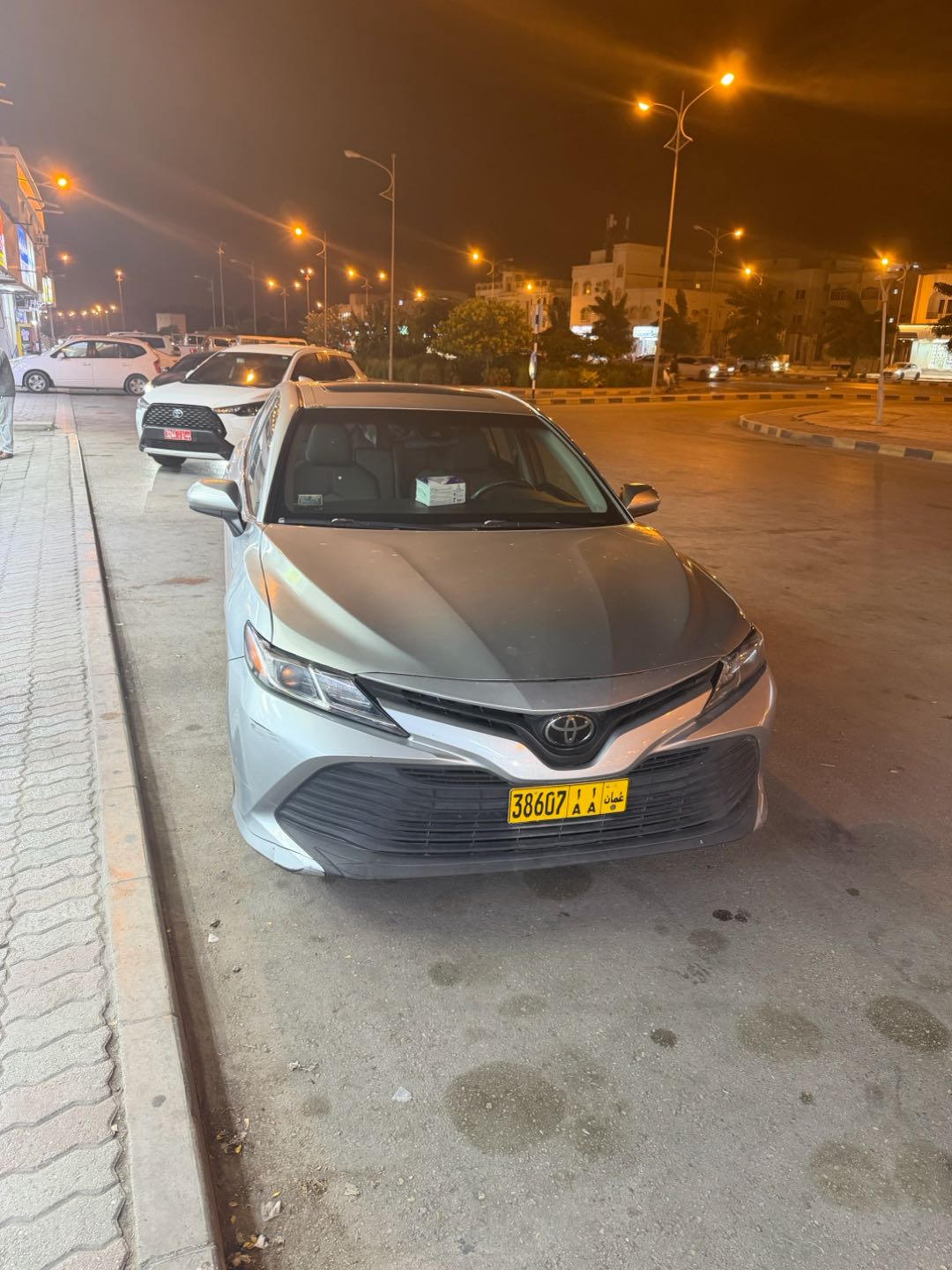 Car Image 2018 TOYOTA CAMRY XLE
