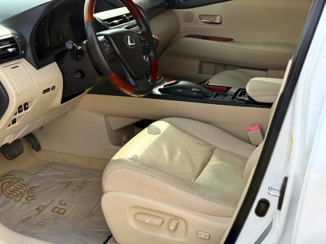 Car Image 2012 LEXUS RX 350