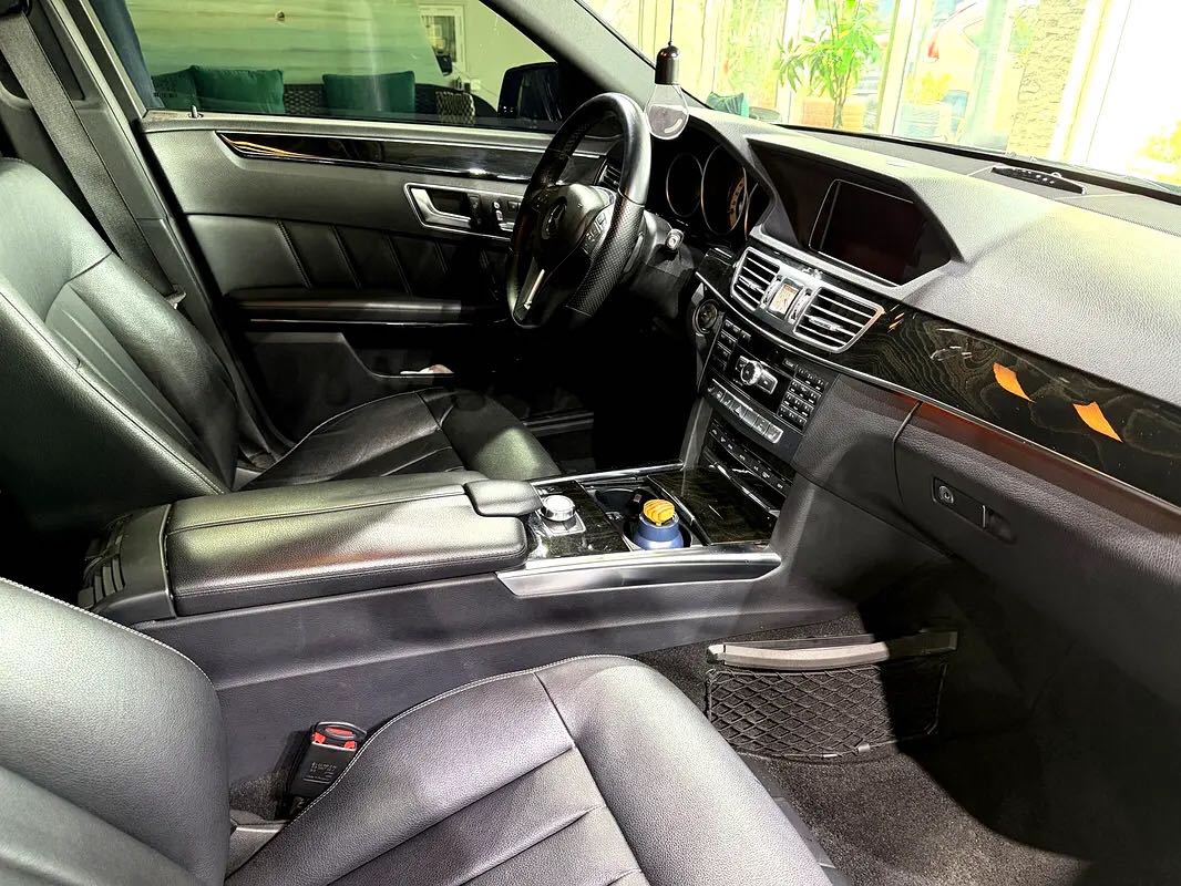 Car Image 2014 MERCEDES E Class 400