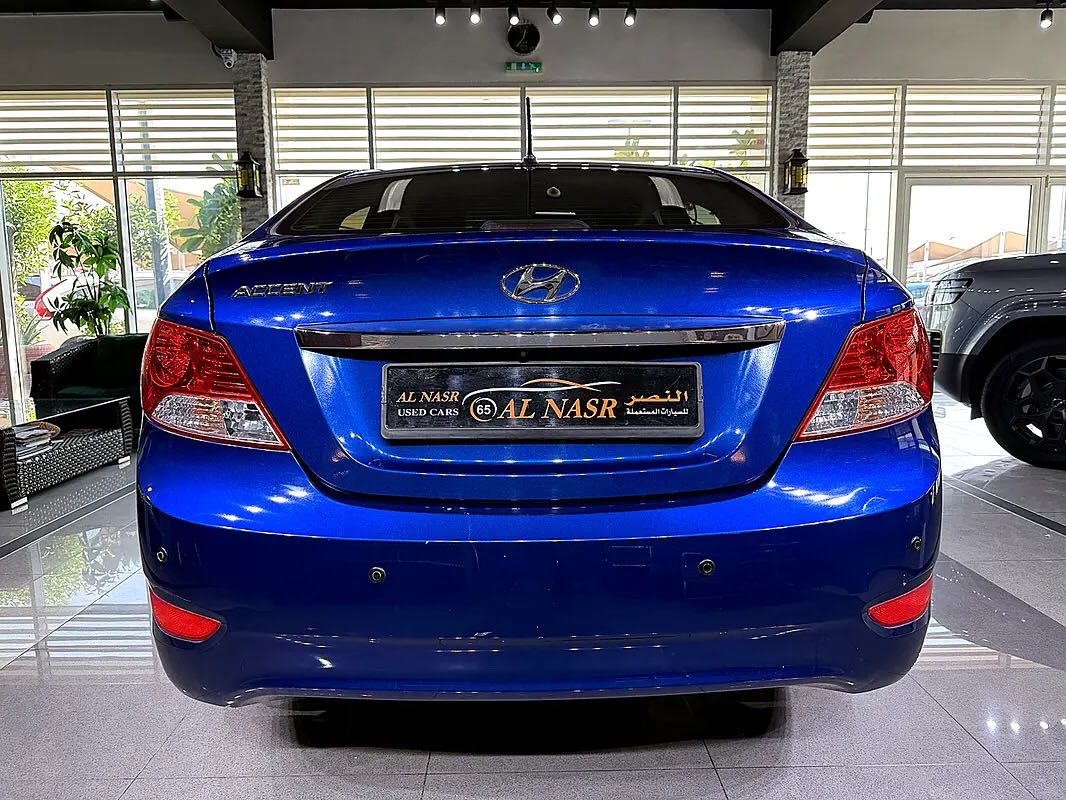 Car Image 2017 HYUNDAI ACCENT GL