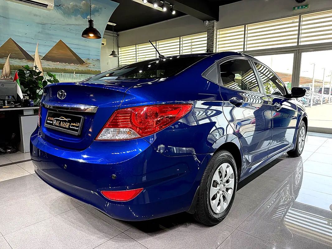 Car Image 2017 HYUNDAI ACCENT GL
