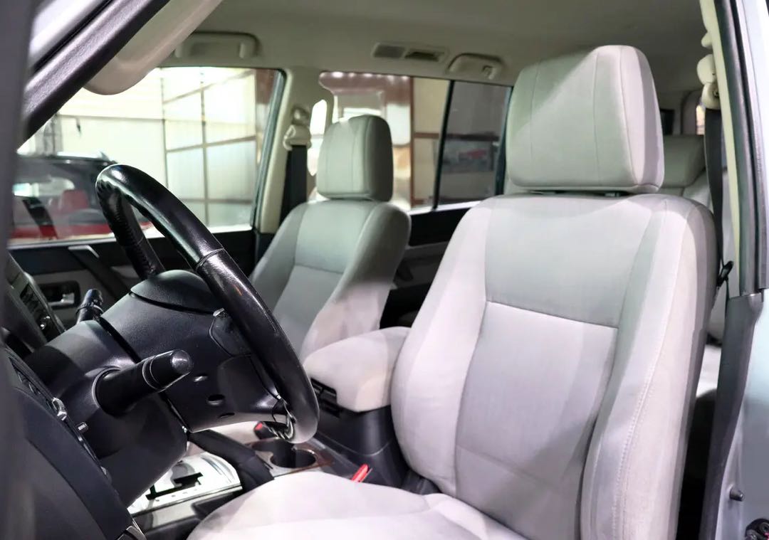 Car Image 2015 MITSUBISHI PAJERO GLS
