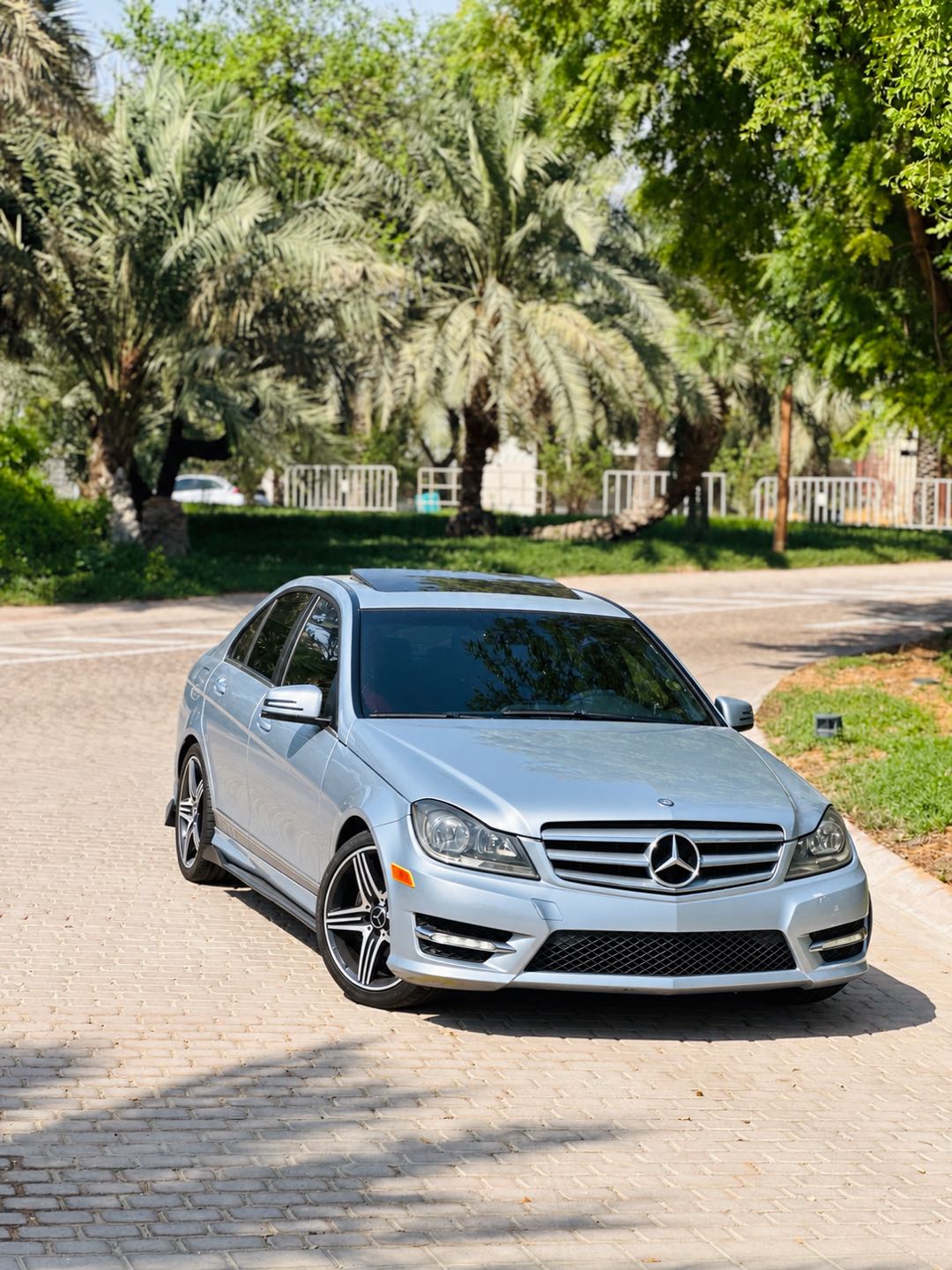 Car Image 2013 MERCEDES C Class 250