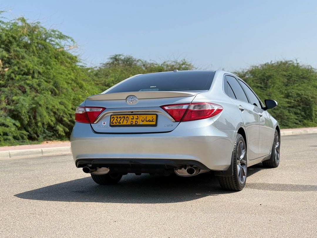 Car Image 2017 TOYOTA CAMRY XSE