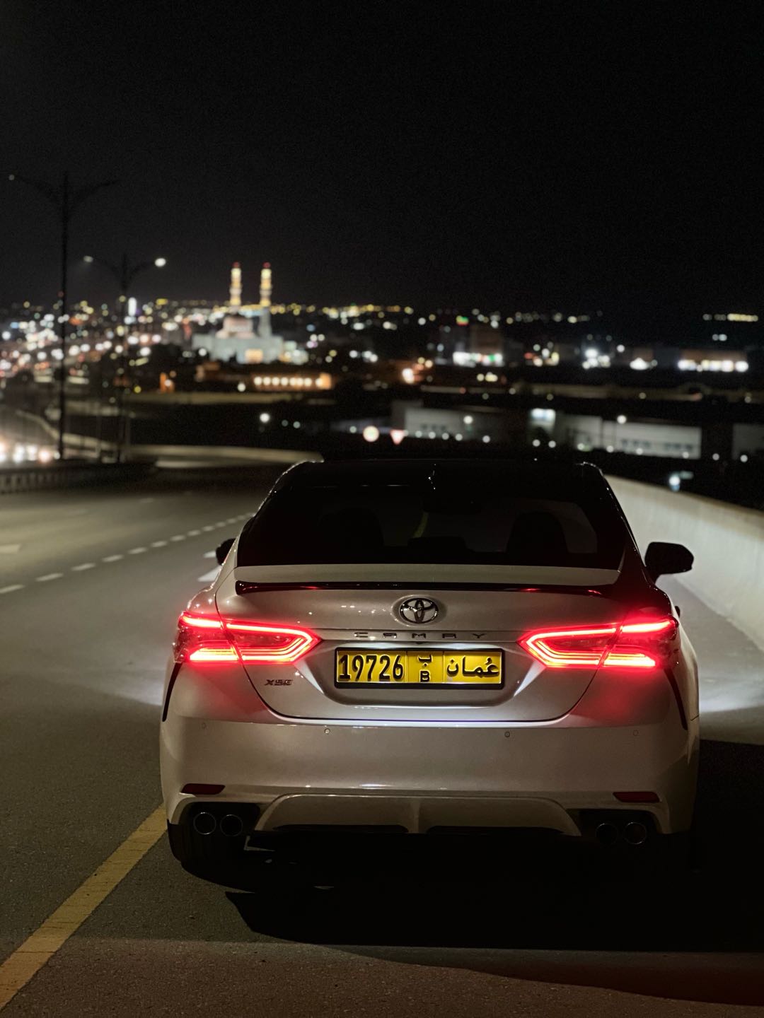 Car Image 2018 TOYOTA CAMRY XSE