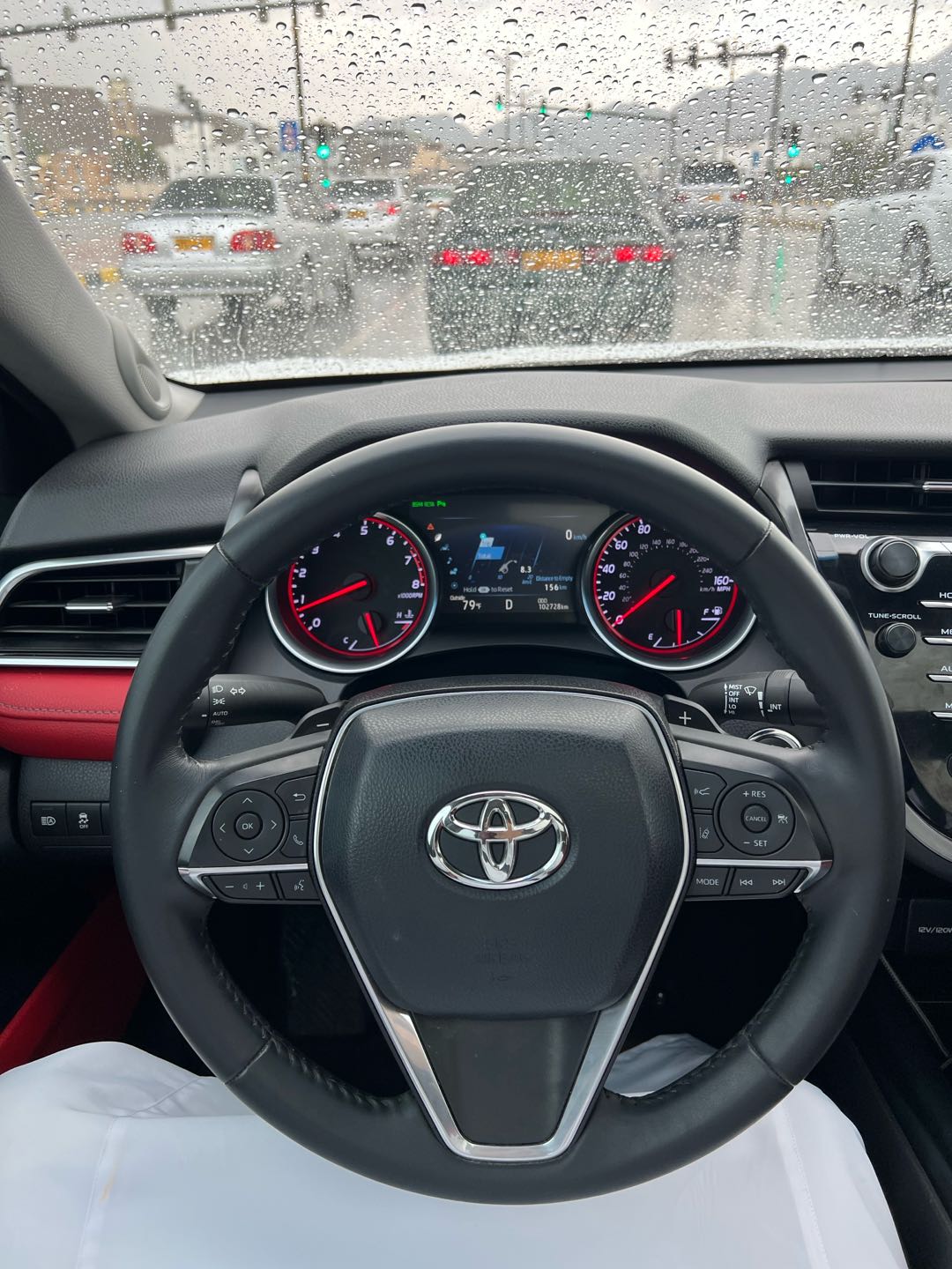 Car Image 2018 TOYOTA CAMRY XSE