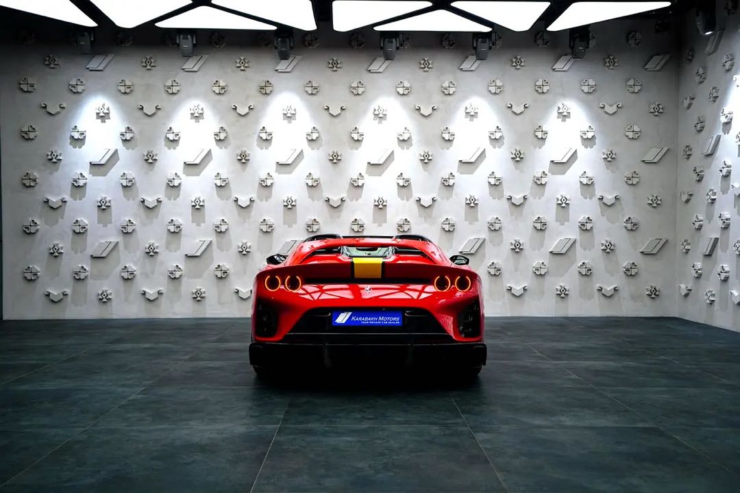 Car Image 2023 FERRARI 812 Competizione