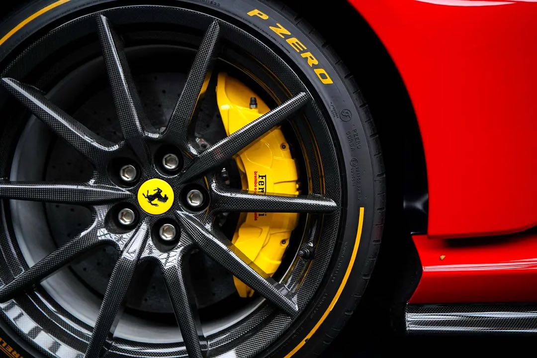 Car Image 2023 FERRARI 812 Competizione