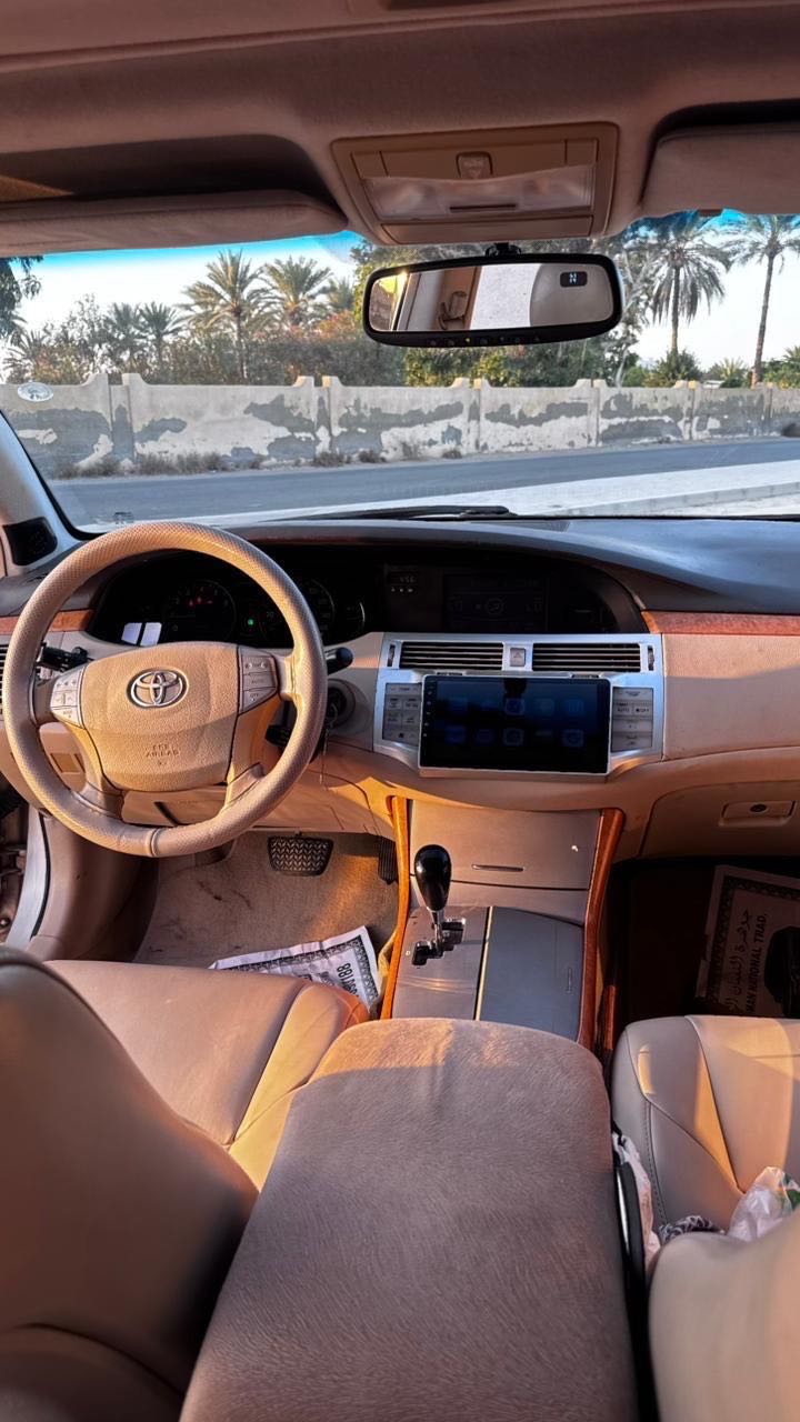 Car Image 2005 TOYOTA AVALON XLS