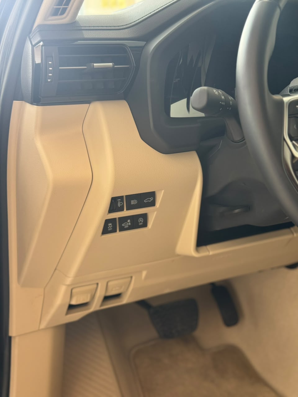 Car Image 2026 TOYOTA LAND CRUISER GX.R