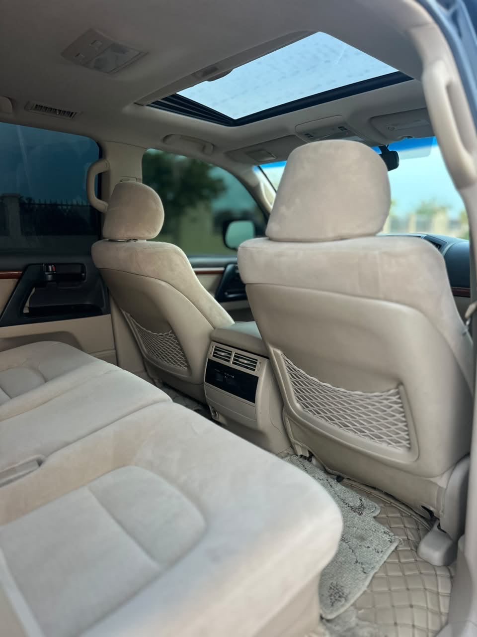 Car Image 2012 TOYOTA LAND CRUISER VX.I