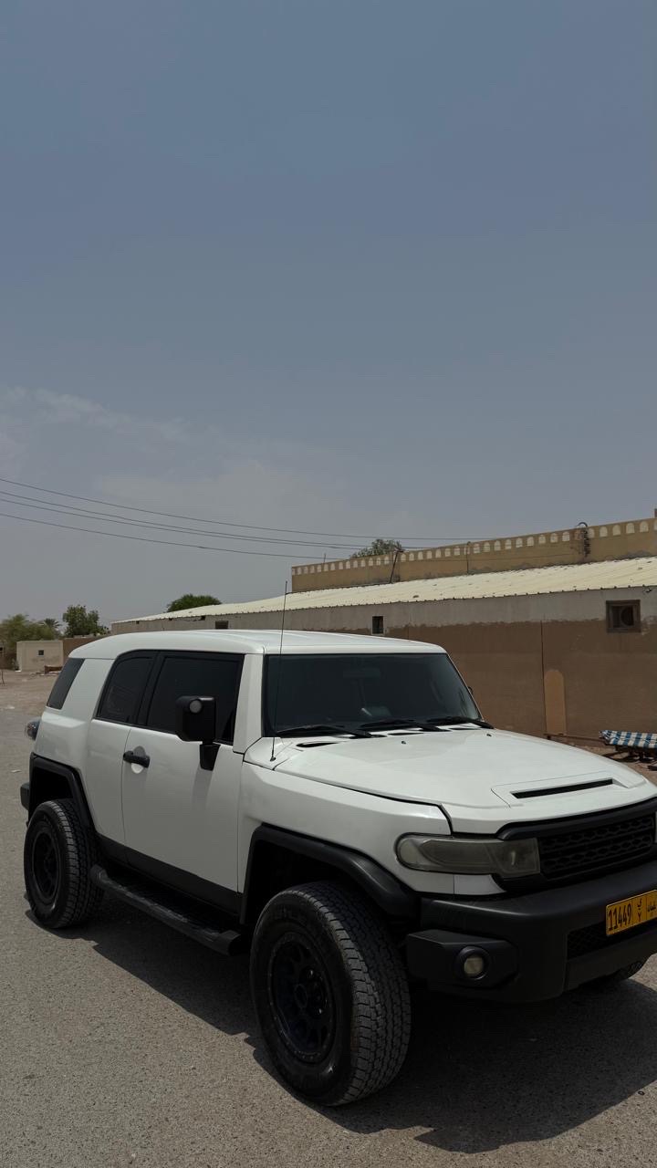 Car Image 2008 TOYOTA FJ CRUISER 