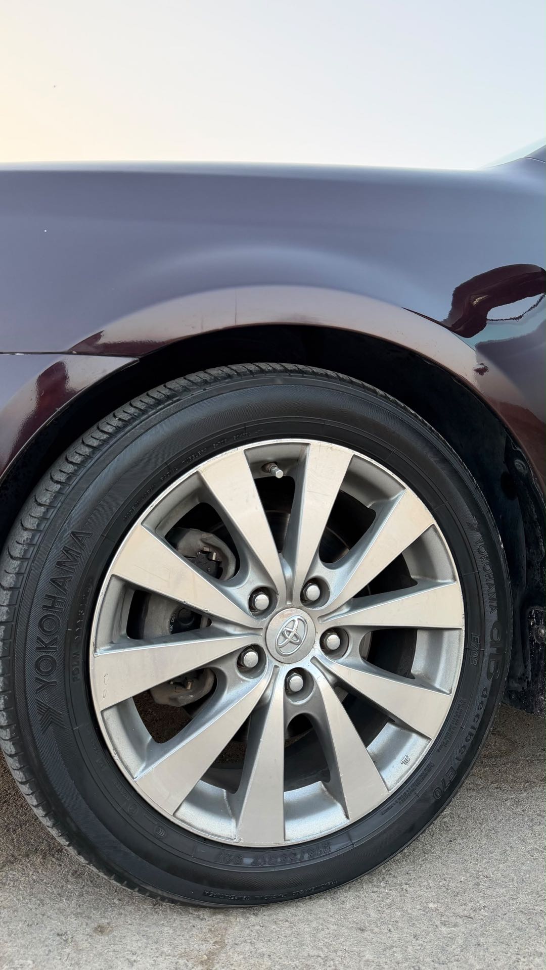 Car Image 2012 TOYOTA AVALON LIMITED