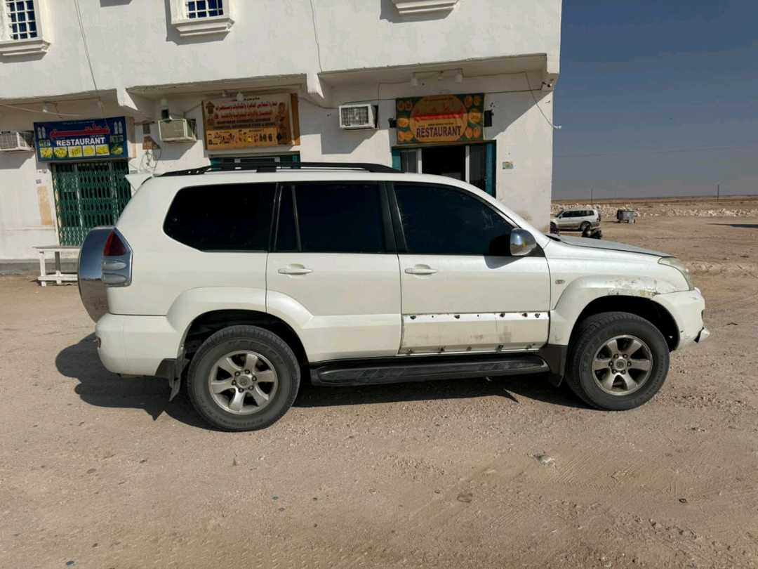 Car Image 2005 TOYOTA Prado VX