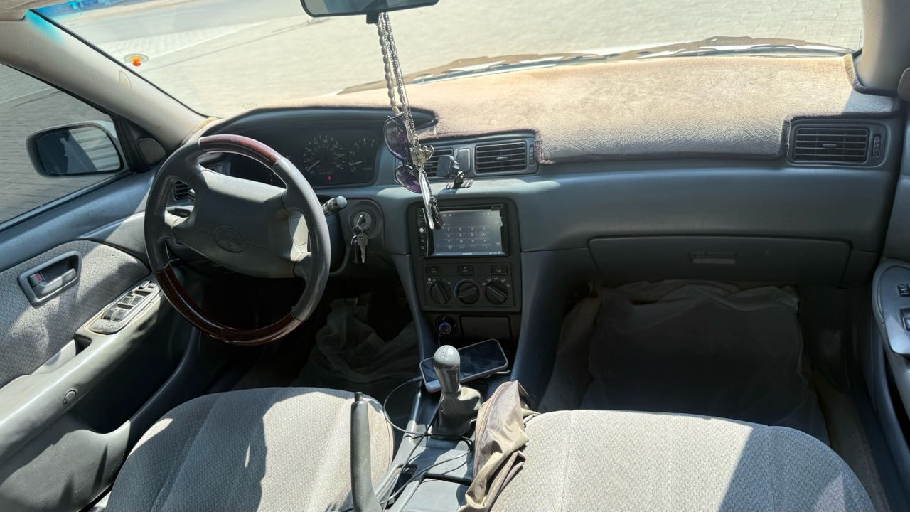 Car Image 2000 TOYOTA CAMRY SE