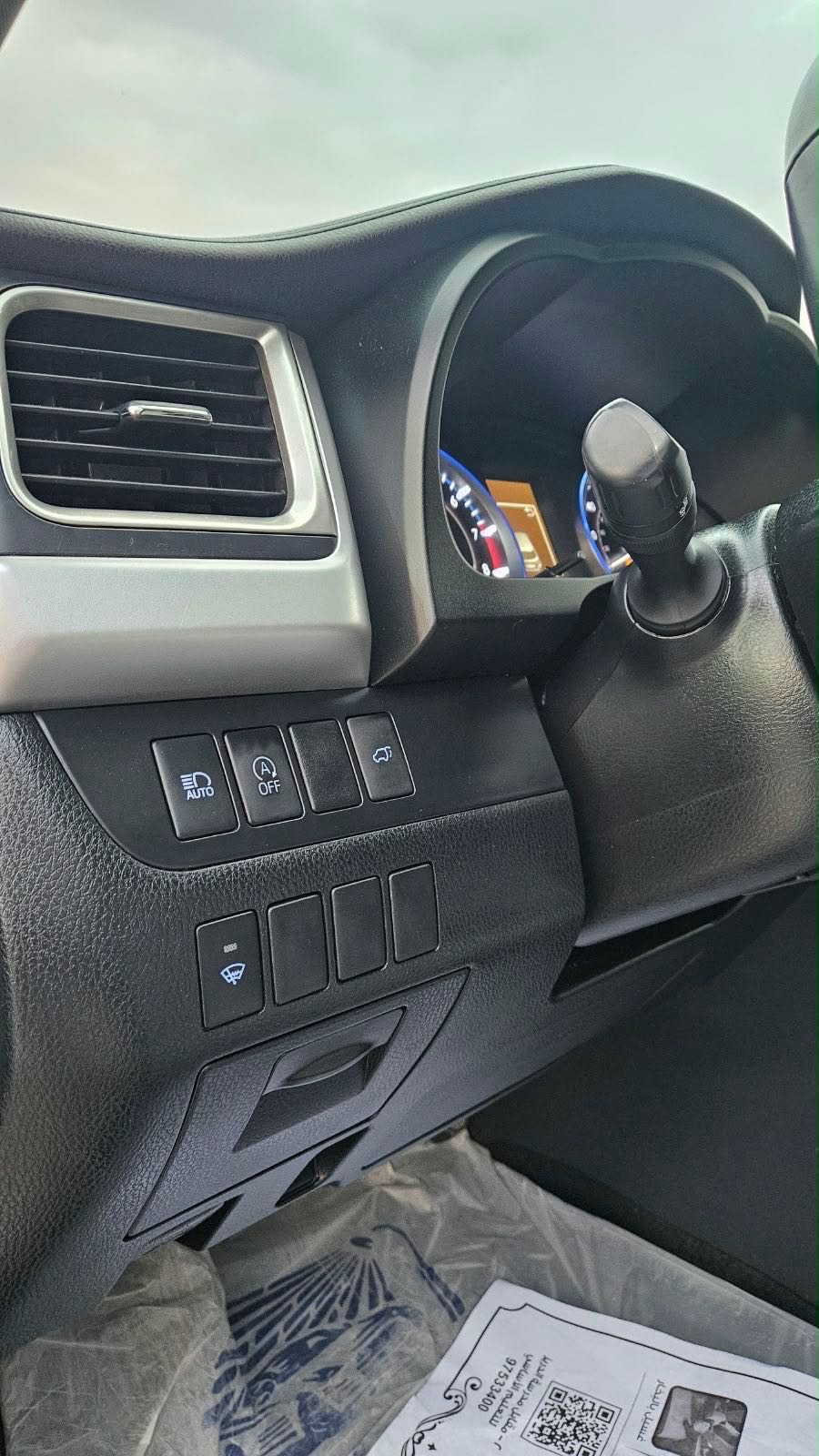 Car Image 2019 TOYOTA HIGHLANDER XLE