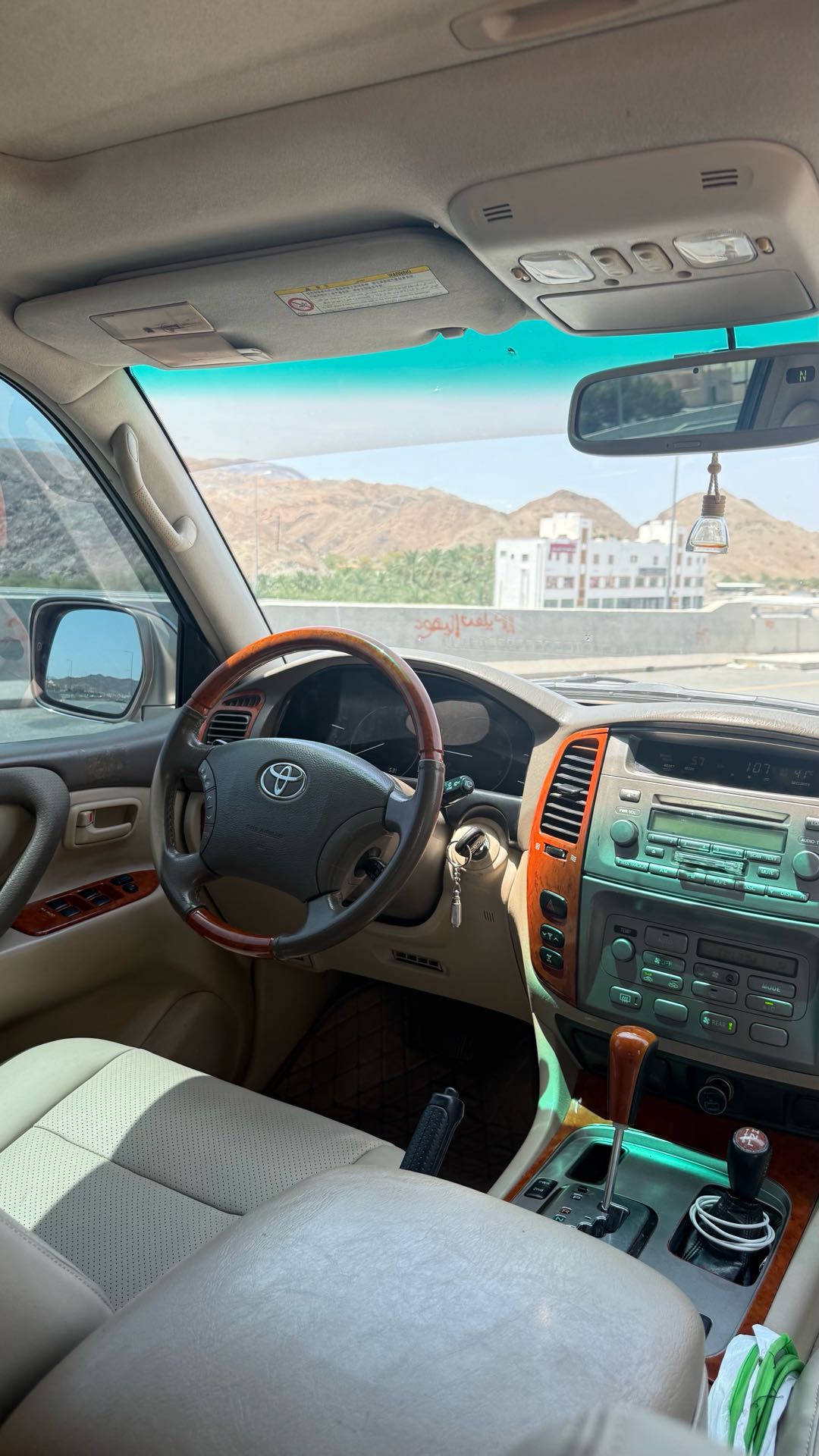 Car Image 2007 TOYOTA LAND CRUISER VX.R