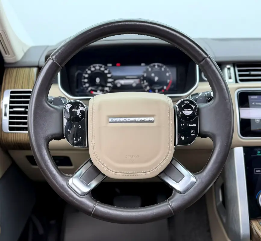 Car Image 2019 LAND ROVER VOGUE Supercharged