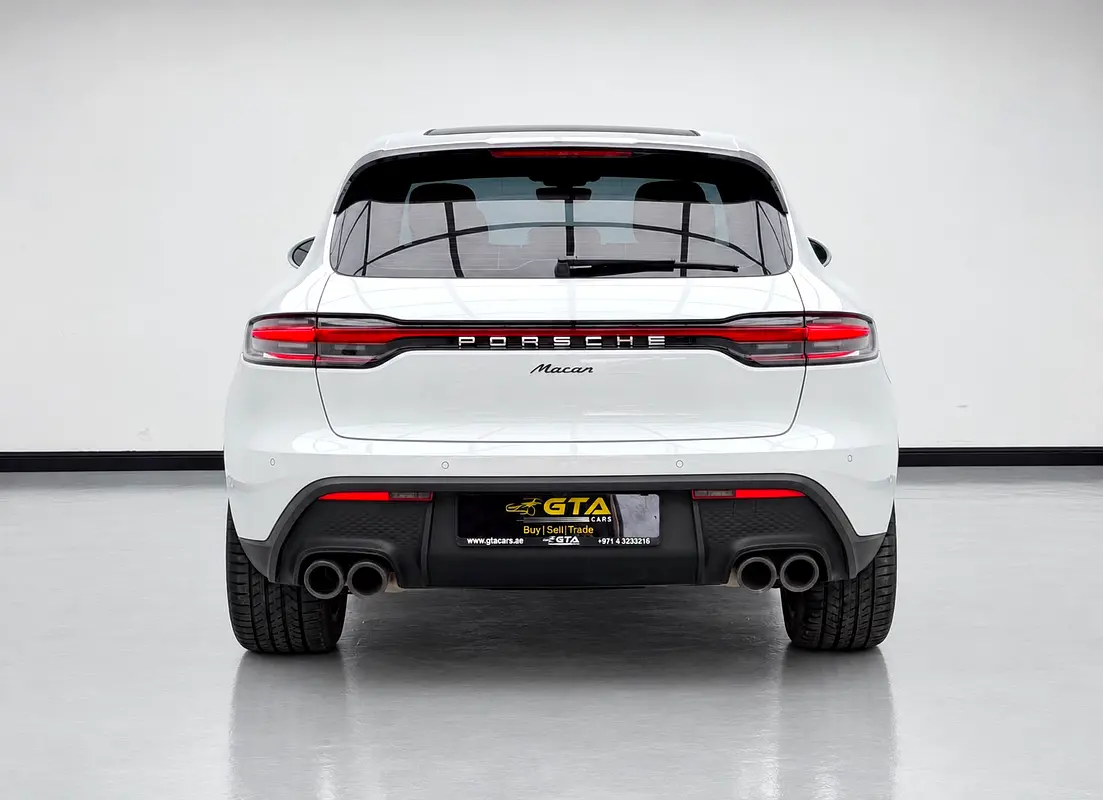Car Image 2023 PORSCHE MACAN Standard