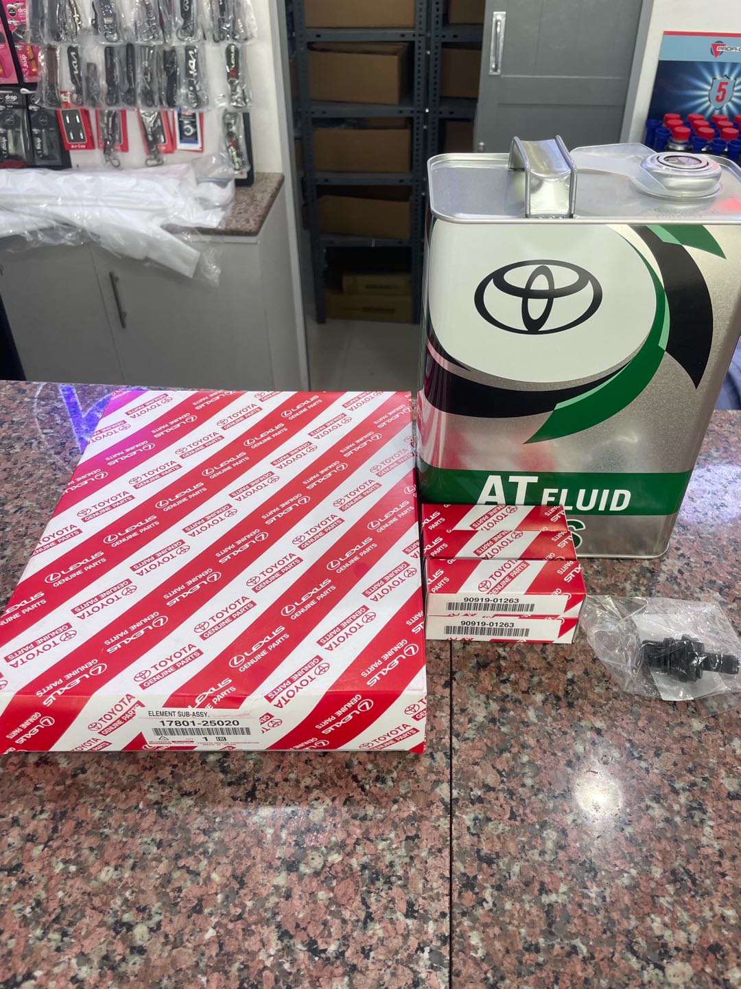 Car Image 2019 TOYOTA AVALON LIMITED