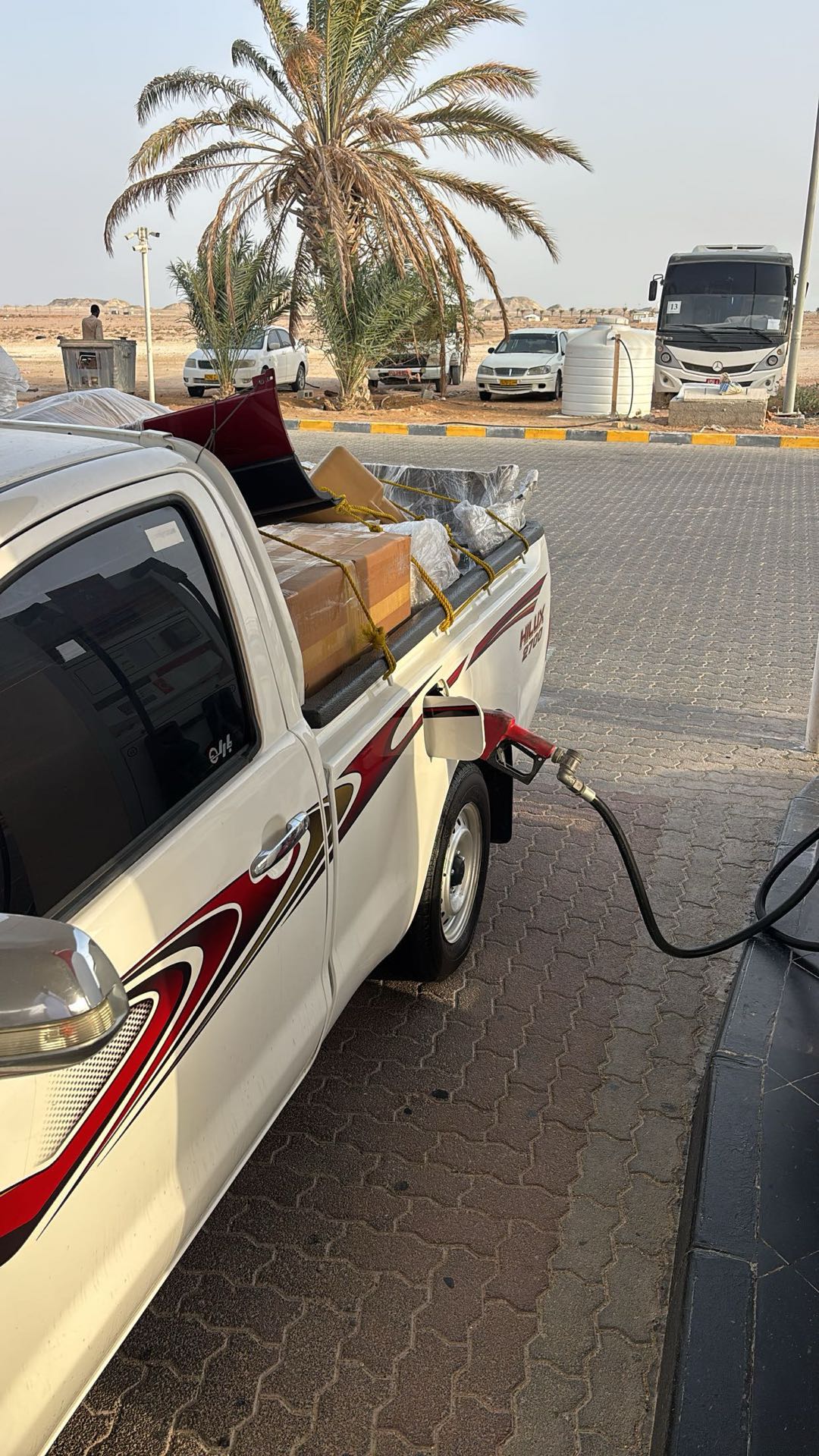 Car Image 2015 TOYOTA HILUX 2.7