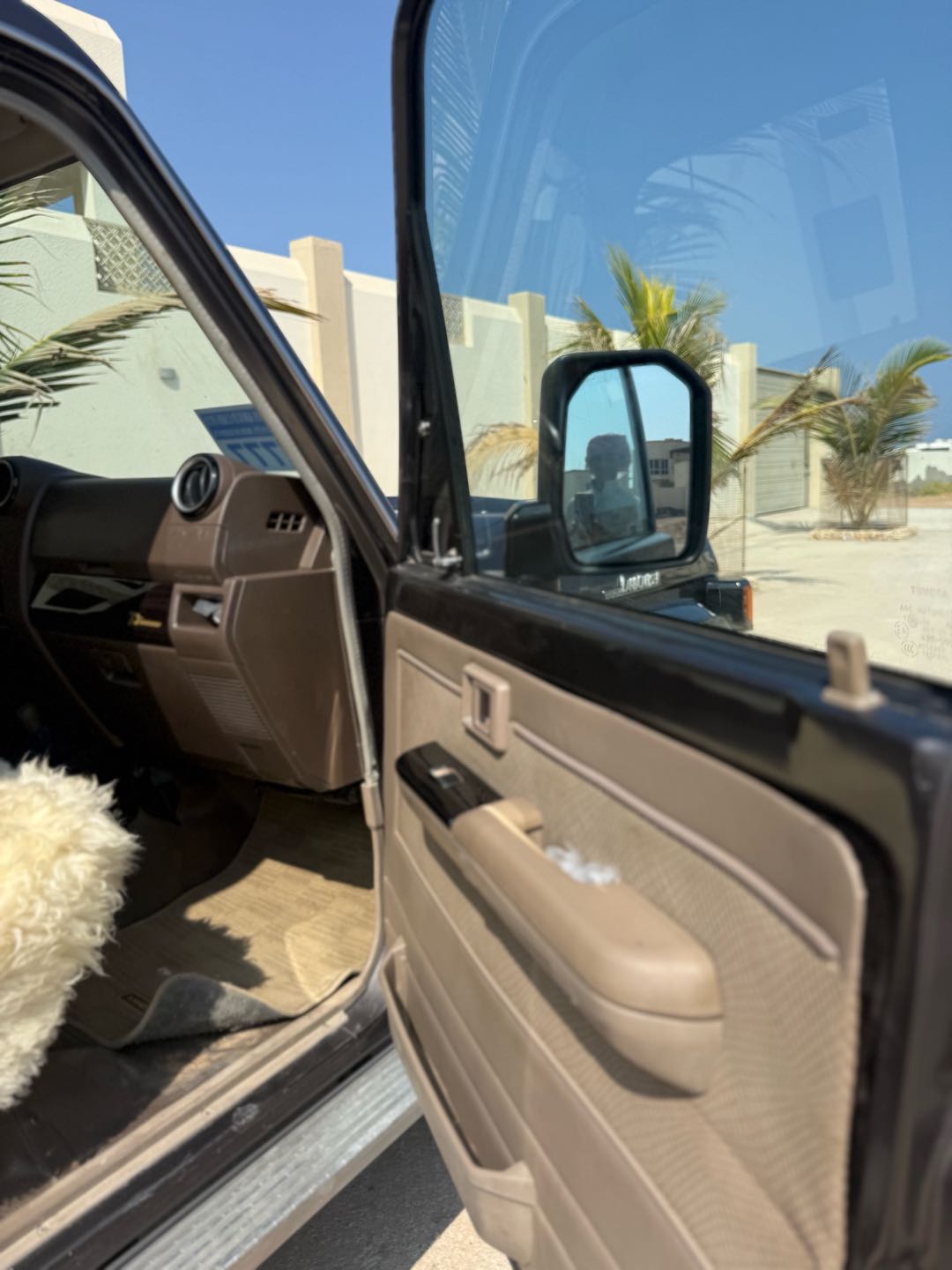 Car Image 2012 TOYOTA Cruiser Pickup GXL